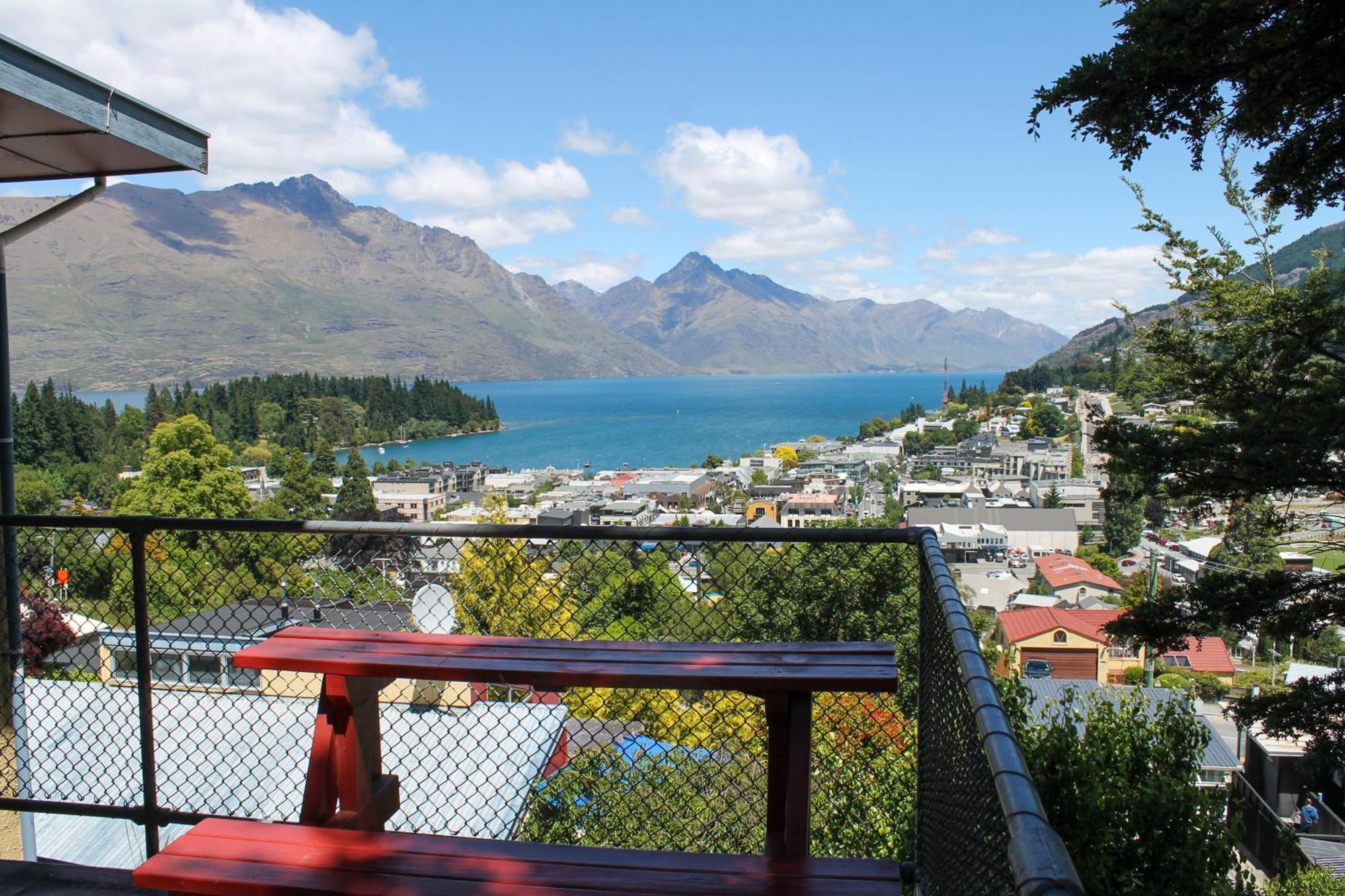 Hippo Lodge Backpackers Queenstown Exterior foto